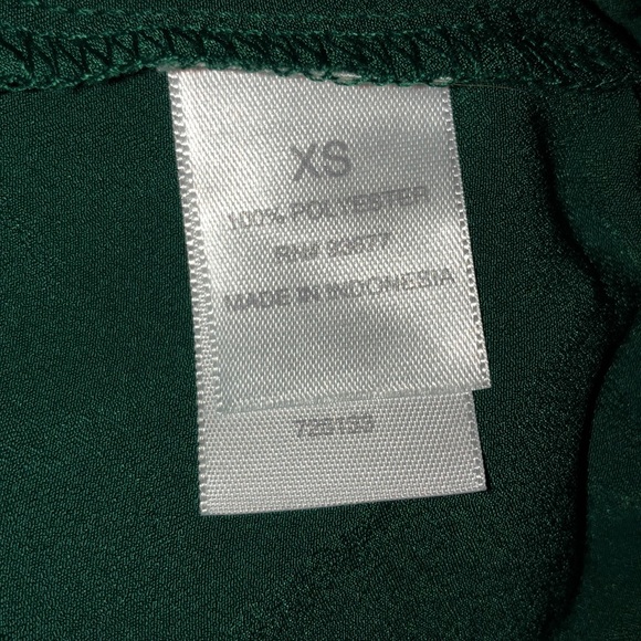 Bisou Bisou Michele Bohbot Green Top. NWT. XS - Picture 10 of 10